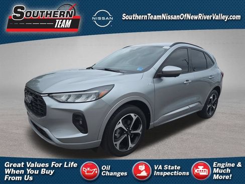 Used 2023 Ford Escape ST-Line Select w/ Tech Pack #2 AWD/4WD image 1
