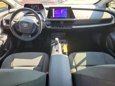 Used 2024 Toyota Prius LE image 21