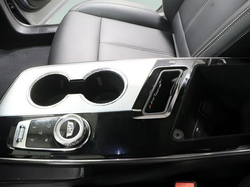 Used 2024 Cadillac Lyriq Tech image 17