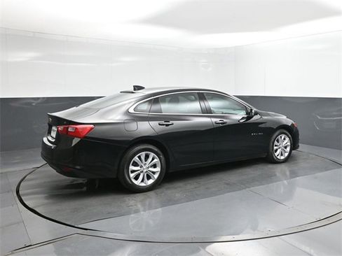 Used 2024 Chevrolet Malibu LT image 11