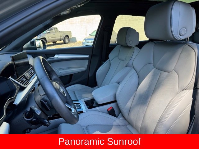 Used 2024 Audi Q5 2.0T Premium Plus w/ Premium Plus Package AWD/4WD image 16
