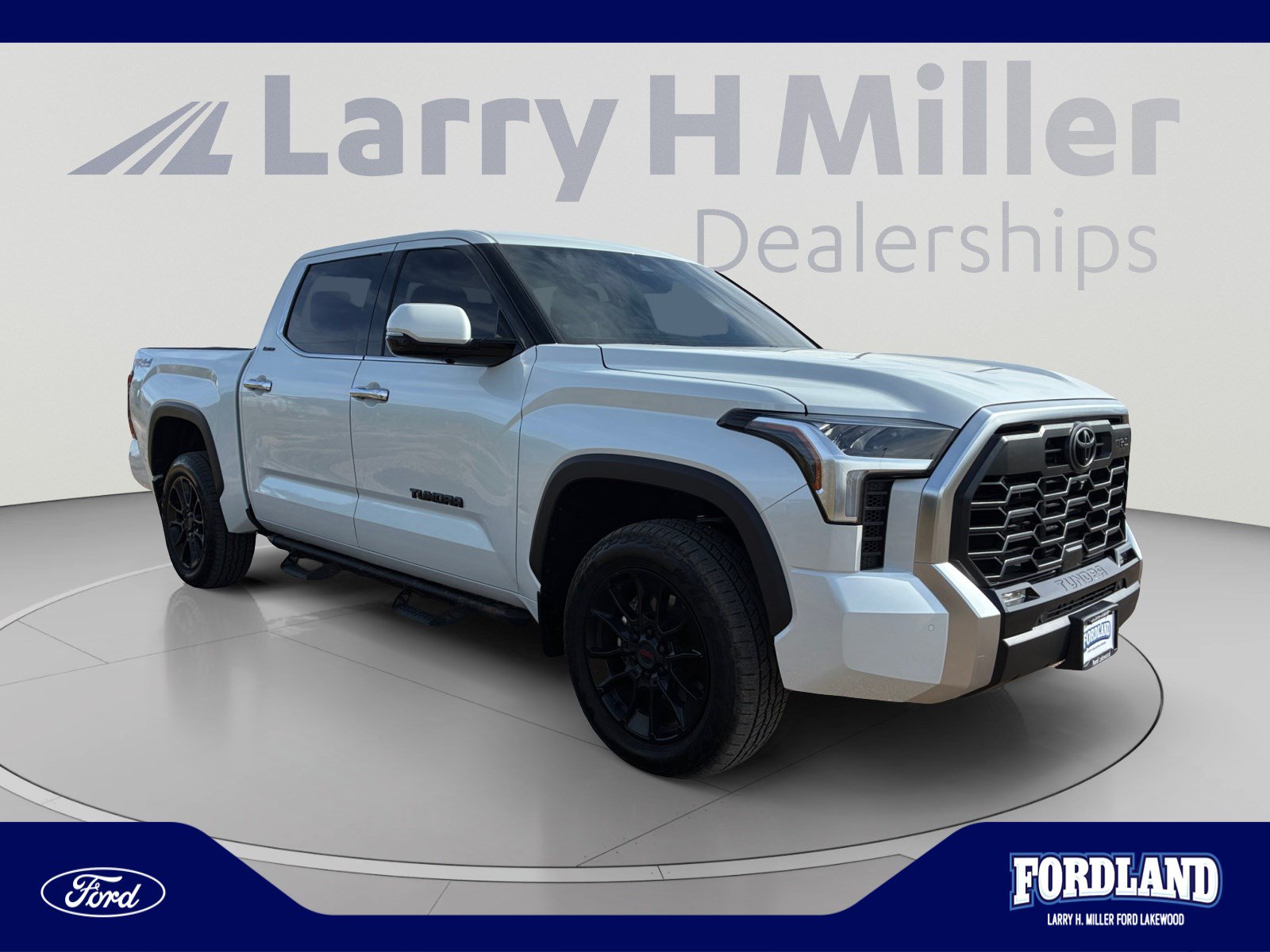 Used 2023 Toyota Tundra Limited w/ TRD Off-Road Package AWD/4WD image 7