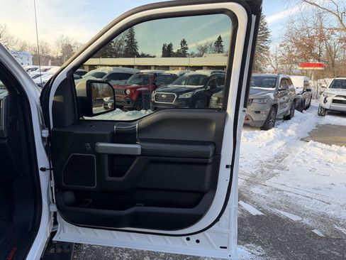 Used 2019 Ford F150 Raptor w/ Equipment Group 802A Luxury image 30