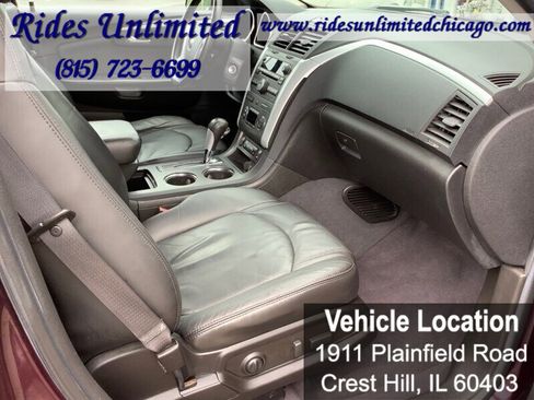 Used 2010 Chevrolet Traverse LT w/ Personal Connectivity Package image 30