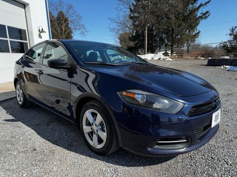 Used 2016 Dodge Dart SXT FWD image 2