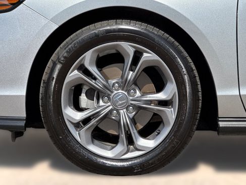 Used 2024 Honda Accord EX image 13