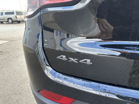 Used 2025 Jeep Compass Trailhawk image 5