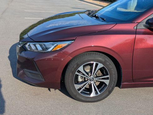 Used 2022 Nissan Sentra SV w/ All-Weather Package FWD image 11