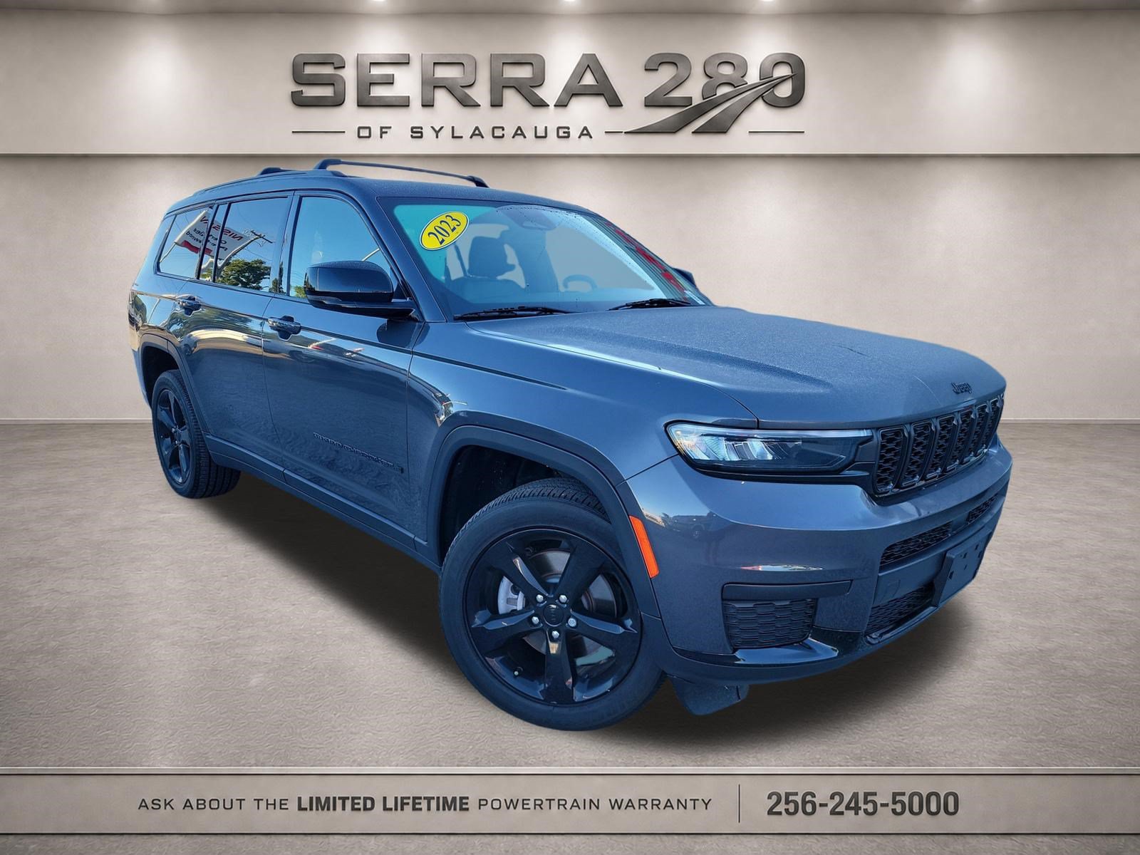 Used 2023 Jeep Grand Cherokee L Altitude AWD/4WD image 1