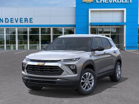 New 2026 Chevrolet TrailBlazer LS w/ LS Convenience Package AWD/4WD image 6