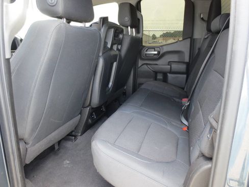 Used 2019 Chevrolet Silverado 1500 Custom w/ Custom Value Package image 7