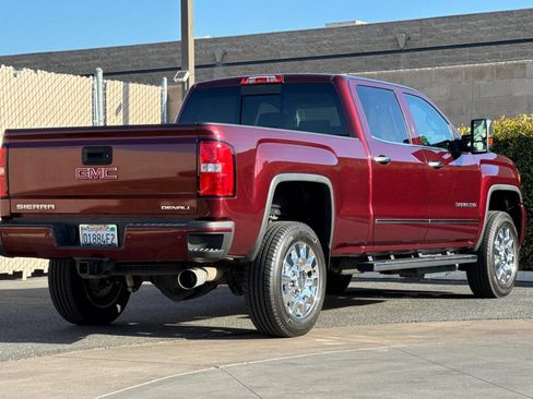 Certified 2017 GMC Sierra 2500 Denali w/ Duramax Plus Package AWD/4WD image 4