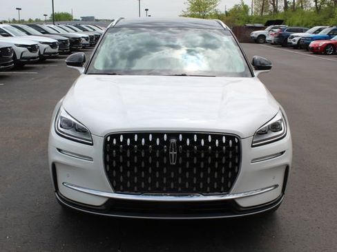 Certified 2023 Lincoln Corsair Reserve w/ Equipment Group 201A AWD/4WD image 10