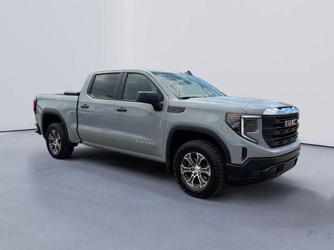 Used 2024 GMC Sierra 1500 Pro w/ Pro Value Package image 1