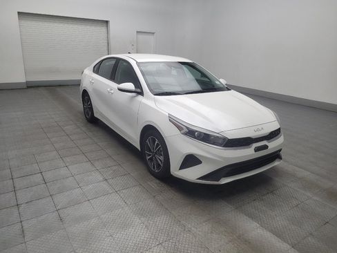 Used 2023 Kia Forte LXS FWD image 13