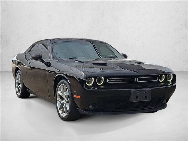Used 2020 Dodge Challenger SXT w/ Plus Package RWD image 3
