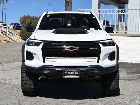 New 2026 Chevrolet Colorado ZR2 w/ ZR2 Bison Edition AWD/4WD image 3