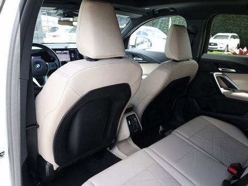 Used 2025 BMW X2 xDrive28i w/ Convenience Package image 19