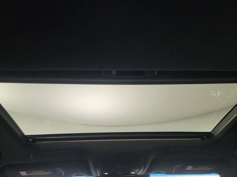 Used 2019 Lexus LS 500h AWD image 25