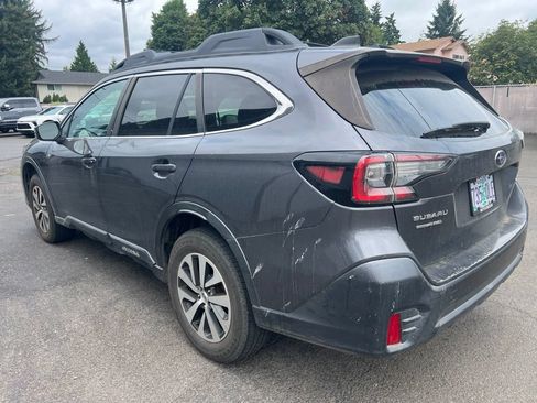 Used 2021 Subaru Outback Premium AWD/4WD image 5