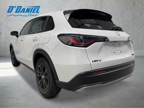 New 2026 Honda HR-V Sport image 3