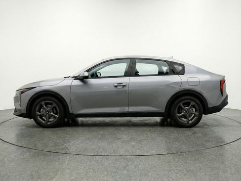 Used 2025 Kia K4 FWD image 5