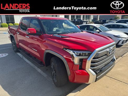 Used 2024 Toyota Tundra Limited image 1