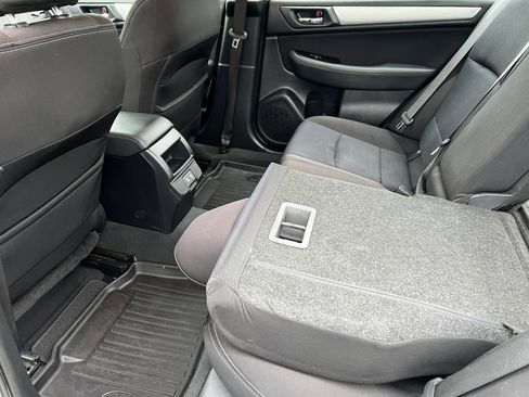 Used 2019 Subaru Legacy 2.5i Premium image 17