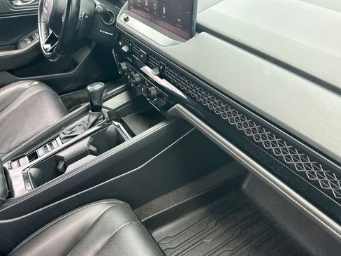 Used 2024 Honda Accord Sport image 17