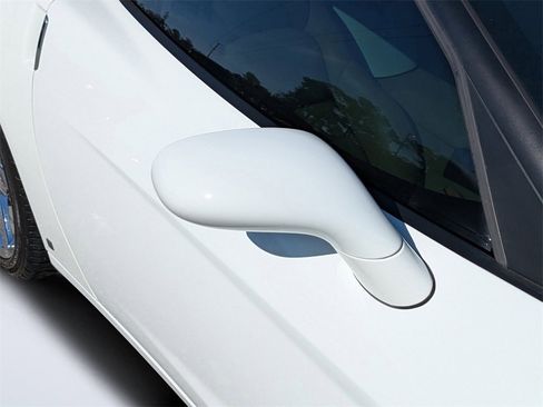 Used 2007 Chevrolet Corvette Convertible w/ Preferred Equipment Group image 11