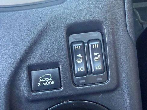 Used 2018 Subaru Crosstrek 2.0i Premium AWD/4WD image 11