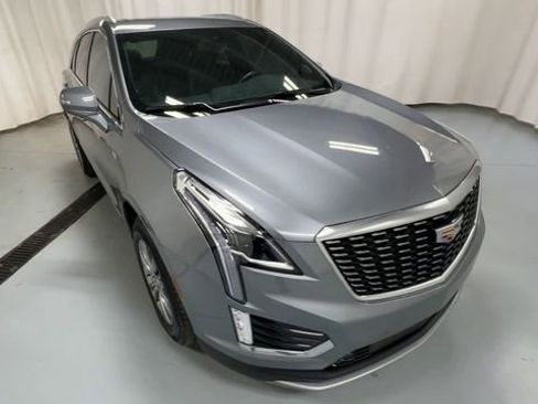 Certified 2023 Cadillac XT5 Premium Luxury w/ LPO, Floor Liner Package AWD/4WD image 3