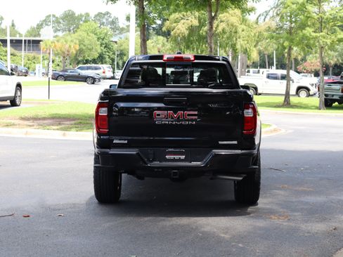 Used 2026 GMC Canyon Elevation w/ Convenience Package RWD image 8