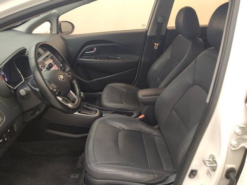 Used 2015 Kia Rio SX w/ Premium Package image 17