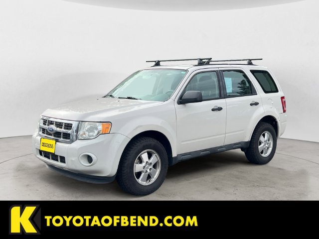 Used 2011 Ford Escape XLS FWD image 1
