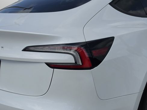 Used 2025 Tesla Model 3 RWD image 35