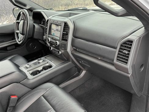 Used 2019 Ford Expedition XLT w/ Equipment Group 202A image 29
