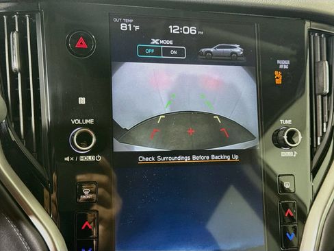 Used 2025 Subaru Outback Premium AWD/4WD image 13