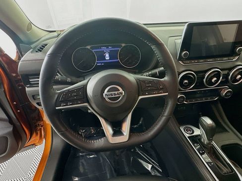 Used 2021 Nissan Sentra SR w/ SR Premium Package FWD image 16