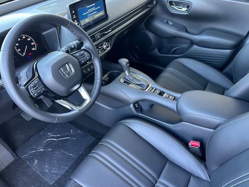 New 2026 Honda HR-V EX-L image 4
