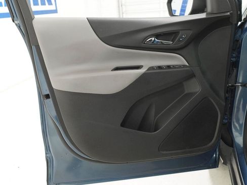 Used 2024 Chevrolet Equinox LS w/ Driver Confidence II Package FWD image 19