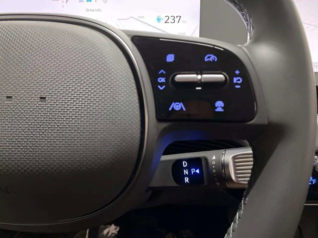Used 2024 Hyundai Ioniq 5 SE RWD image 35