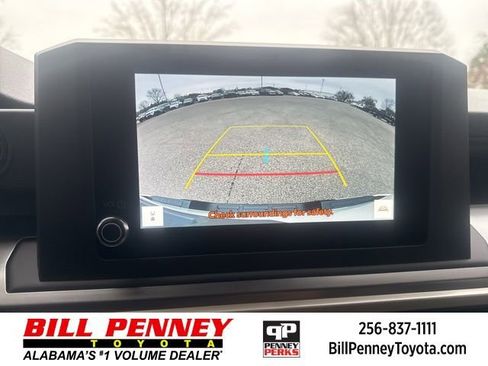 Used 2025 Toyota Tacoma TRD Sport w/ TRD Sport Upgrade Package image 34