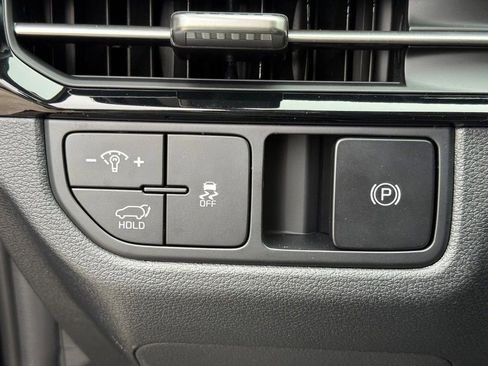 New 2026 Kia Sportage EX FWD image 24