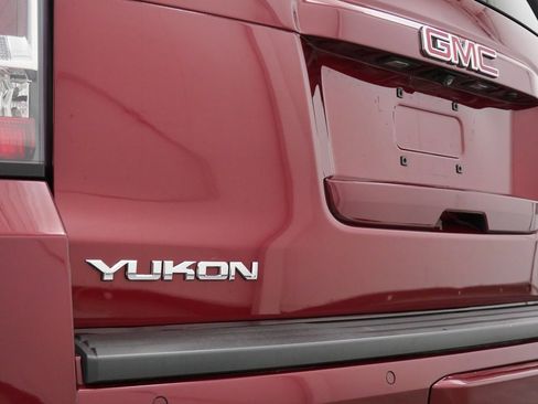 Used 2018 GMC Yukon SLT w/ Open Road Package image 10