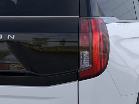 New 2025 Ford Expedition Active RWD image 21