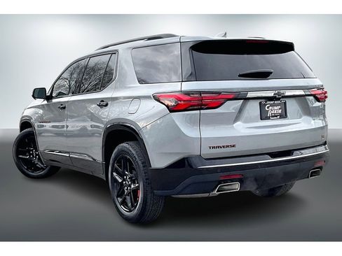 Used 2023 Chevrolet Traverse Premier w/ Redline Edition image 4