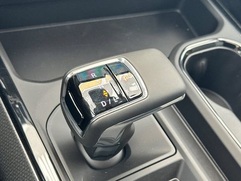 New 2026 Chevrolet Silverado 1500 ZR2 AWD/4WD image 24