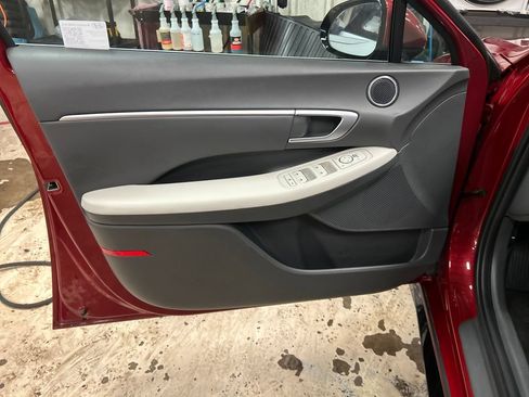 Certified 2024 Hyundai Sonata SEL w/ Convenience Package FWD image 15