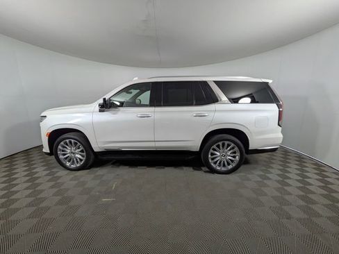 Certified 2024 Cadillac Escalade Premium Luxury w/ LPO, Floor Liner Package AWD/4WD image 19